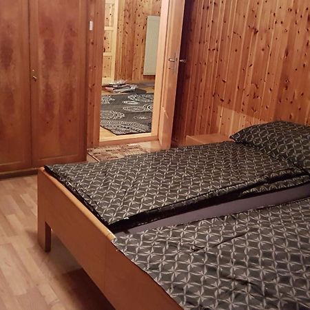 Alpen-Sonne Lägenhet Sankt Niklaus Exteriör bild